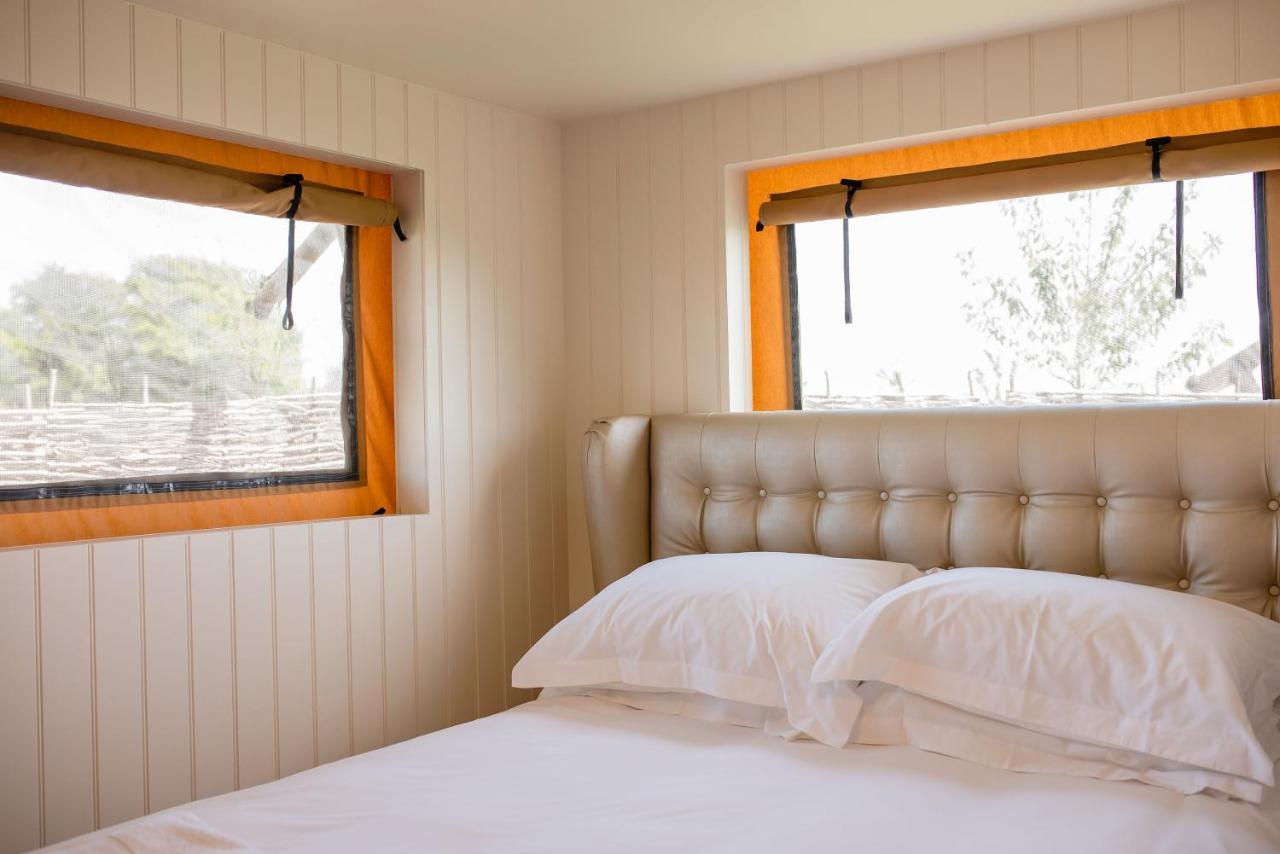 Hencote Vineyard Glamping Village Shrewsbury Exterior photo