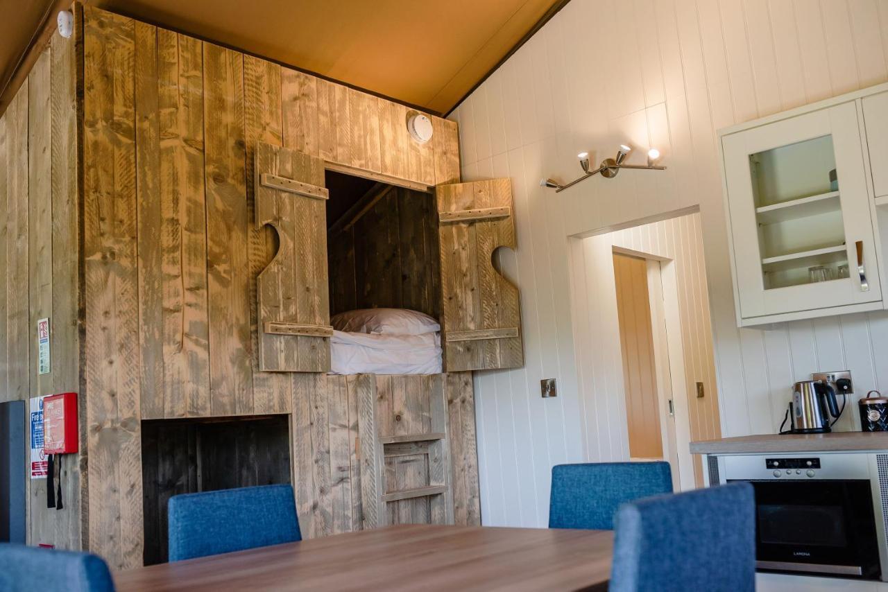 Hencote Vineyard Glamping Village Shrewsbury Exterior photo